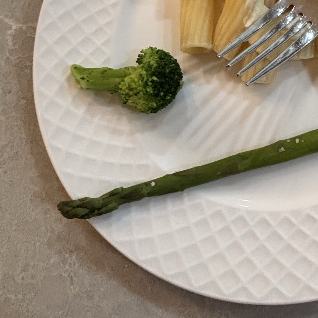 Quest: Asparagus And Broccoli