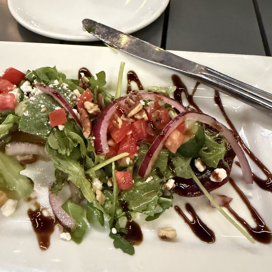 Roasted Beet Salad, Arugula, Walnuts, Goat Cheese, Onion