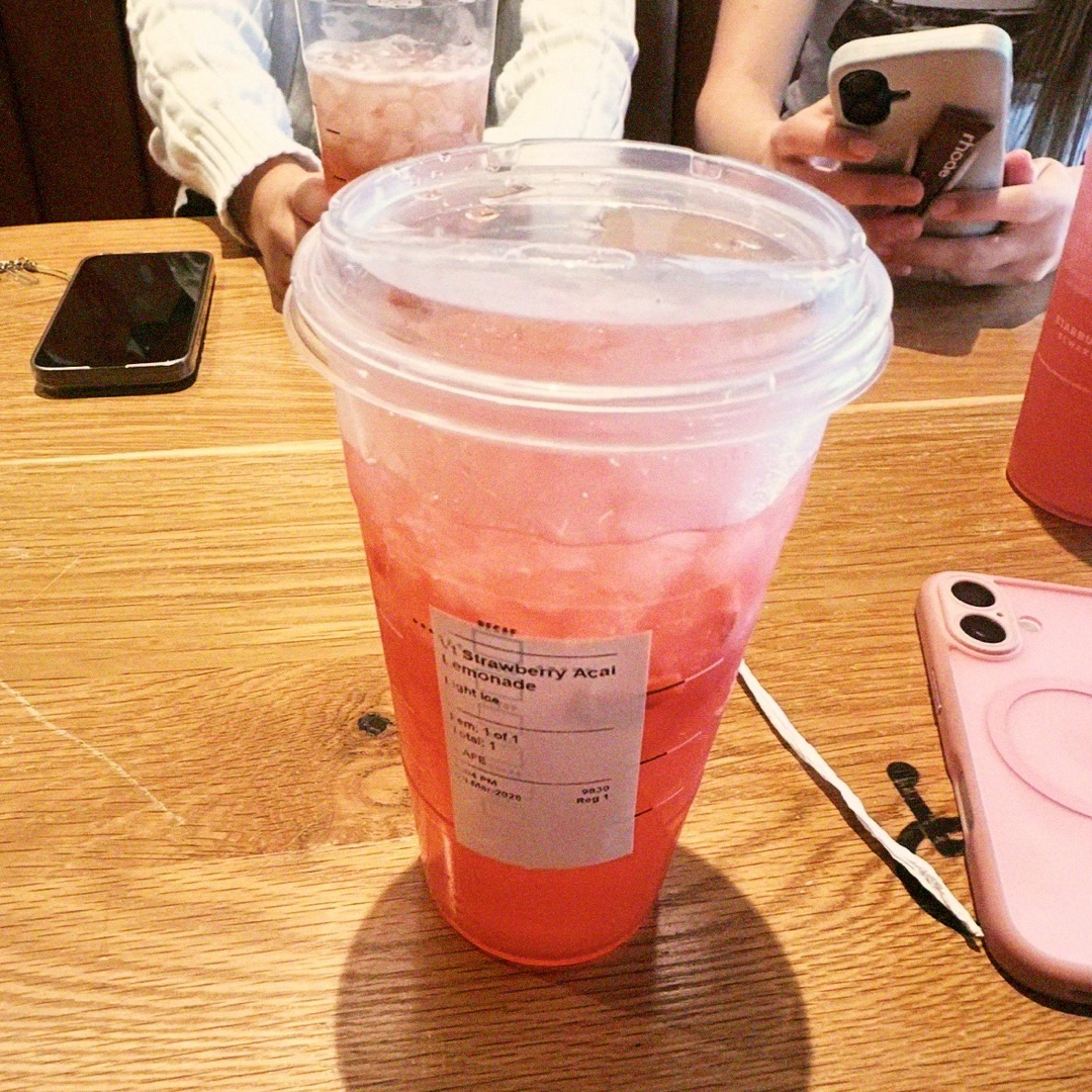 Strawberry açaí lemonade at Starbucks