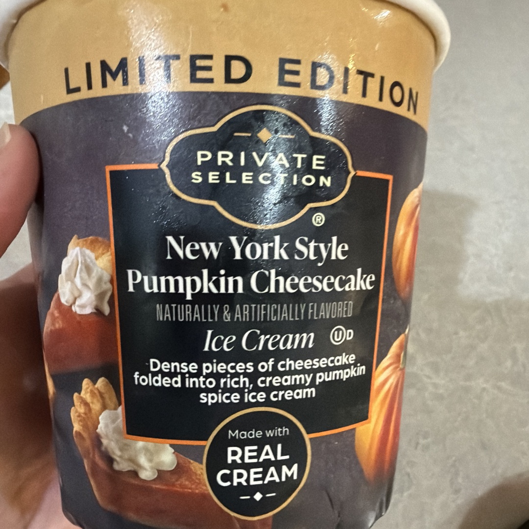 Pumpkin Cheesecake Ice Cream