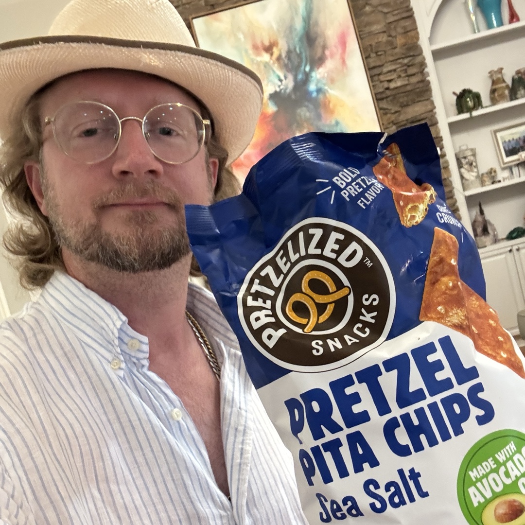 Pretzel pita chips