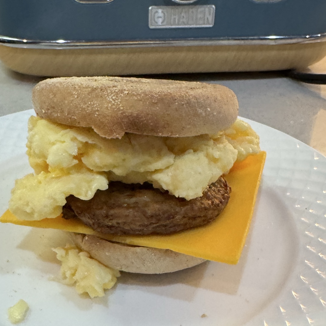 Egg And Chicken Sausage Sandwich